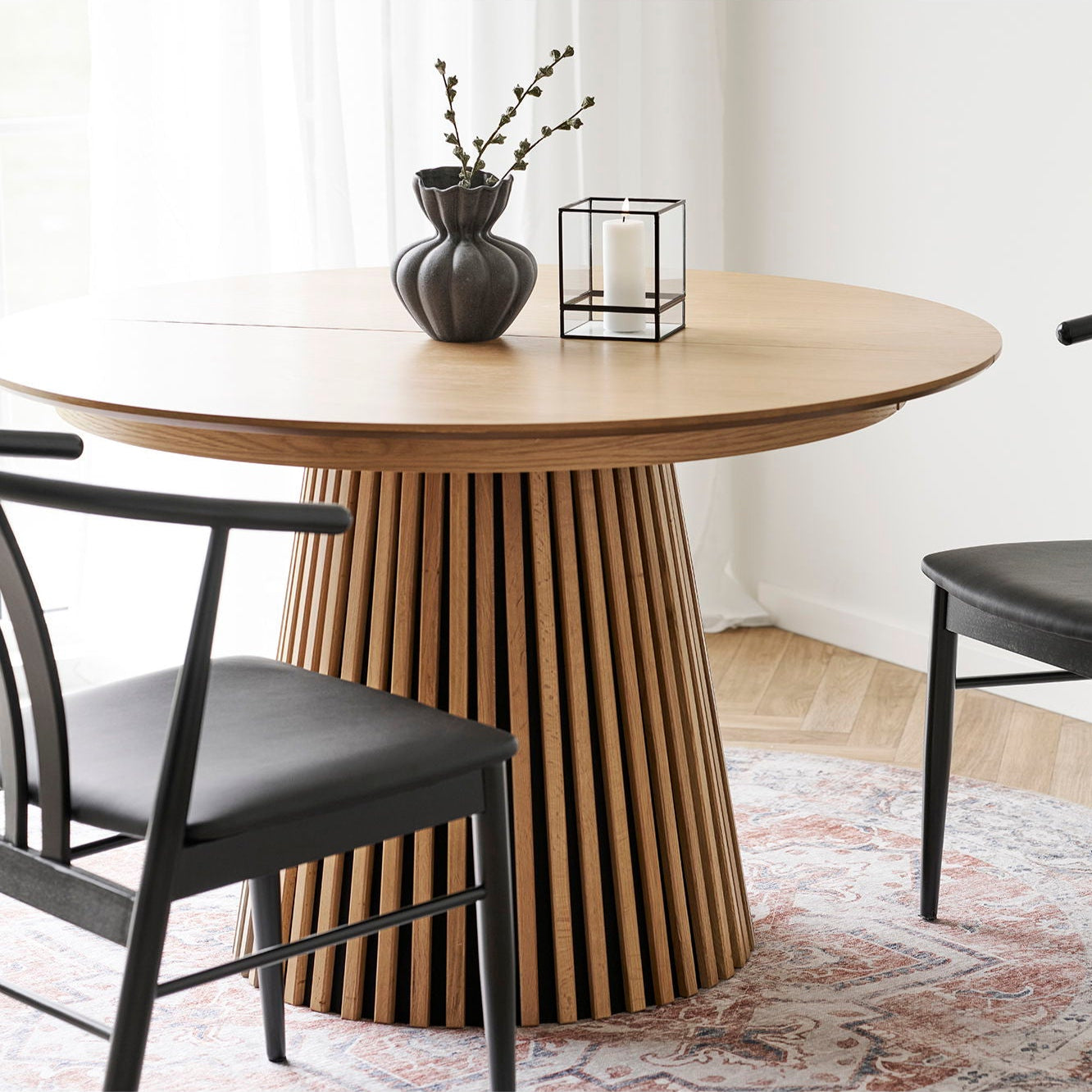 2-pk House Nordic Artenara spisestol sort