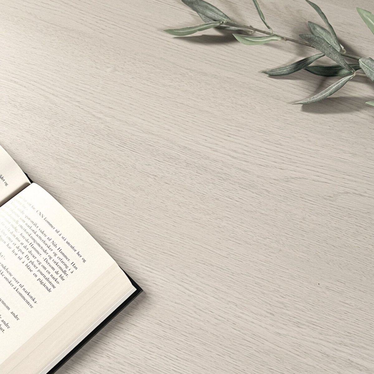 Nordic Oak kontaktplast - Lindas Dekor