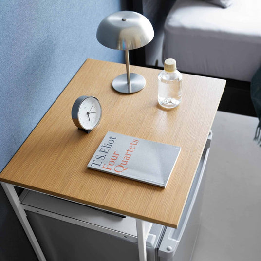 Sidebord med treplate og uttrekkbar hylle hvit 53 x 45 x 66,8 cm - Lindas Dekor