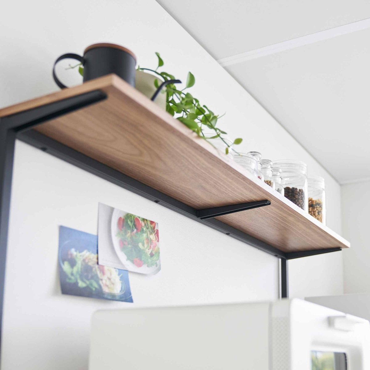 Frittstående hylle til kjøkkenbenk sort 90 x 46,7 cm - Lindas Dekor