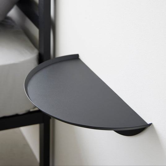 Vegghylle halvrund sort 40 cm - Lindas Dekor