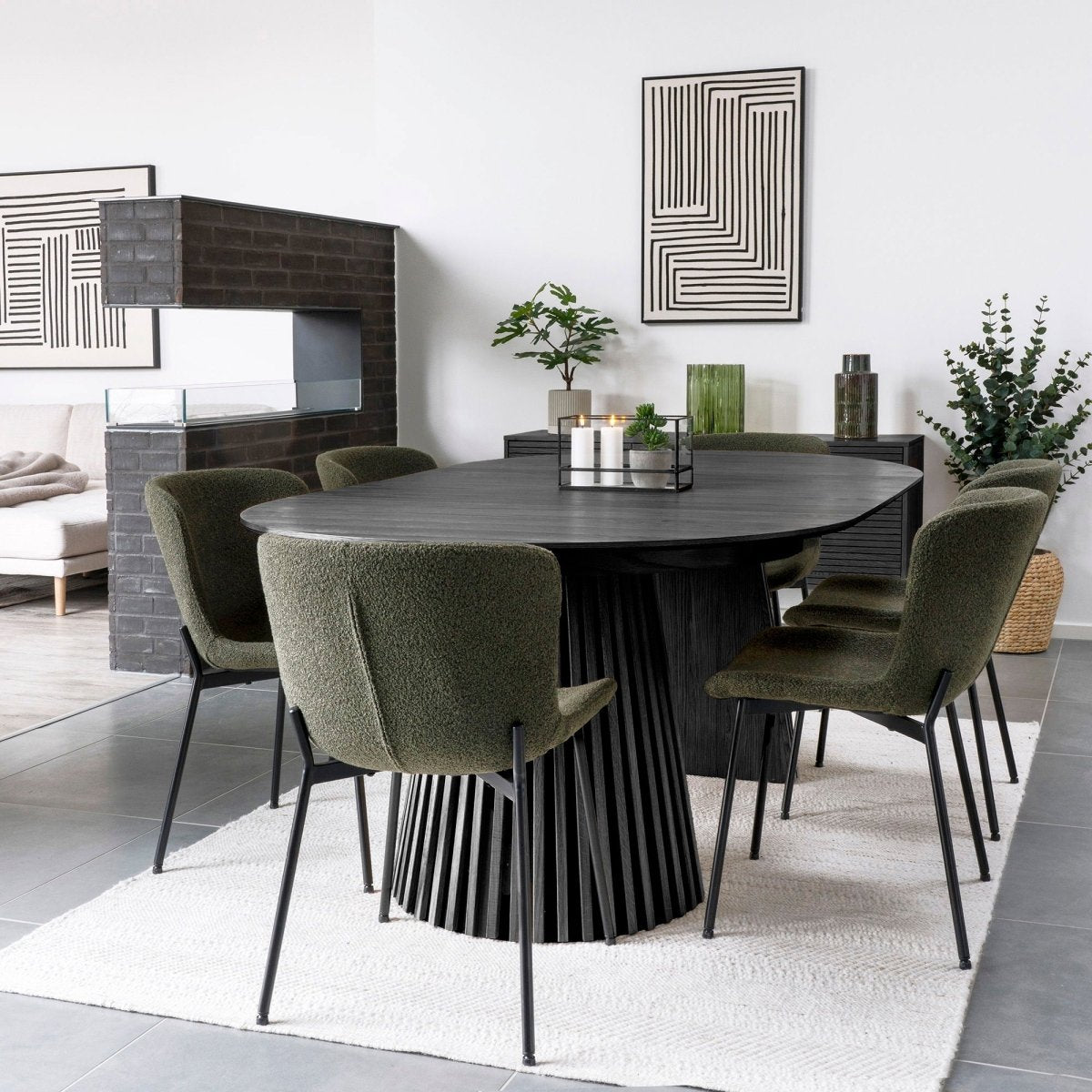 Osaka spisebord uttrekkbar sort eikefiner 120–200 cm - Lindas Dekor