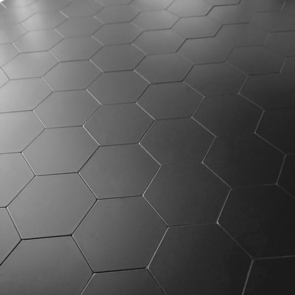 Vareprøve: Hexagon sort matt selvklebende veggfliser
