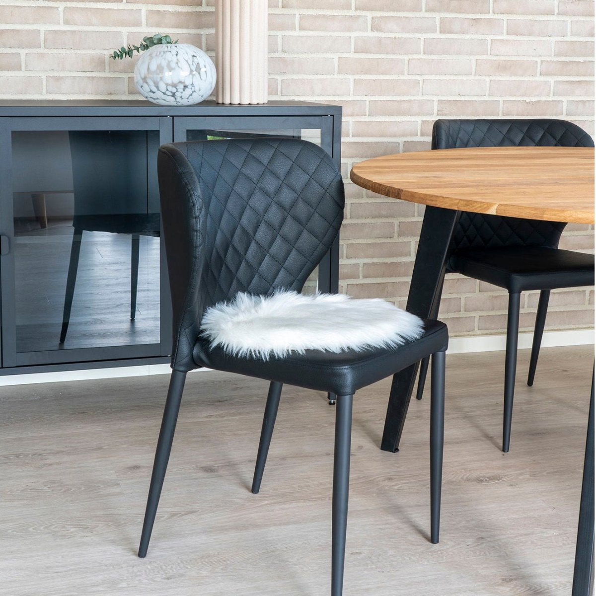 Sitteunderlag hvit ø35 cm - Lindas Dekor