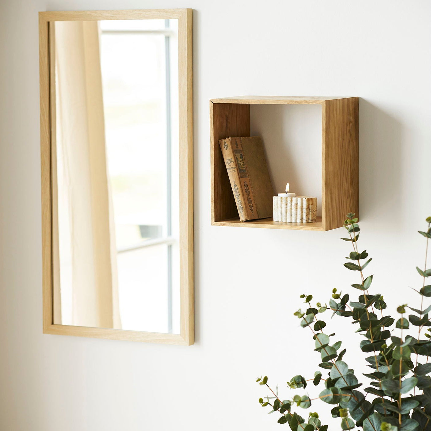 Lattoon hylle frontvisning tre