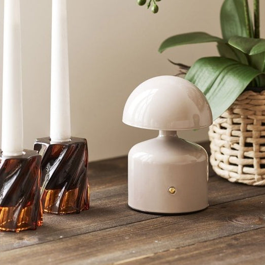 Aulla LED bordlampe, opladbar - Lindas Dekor