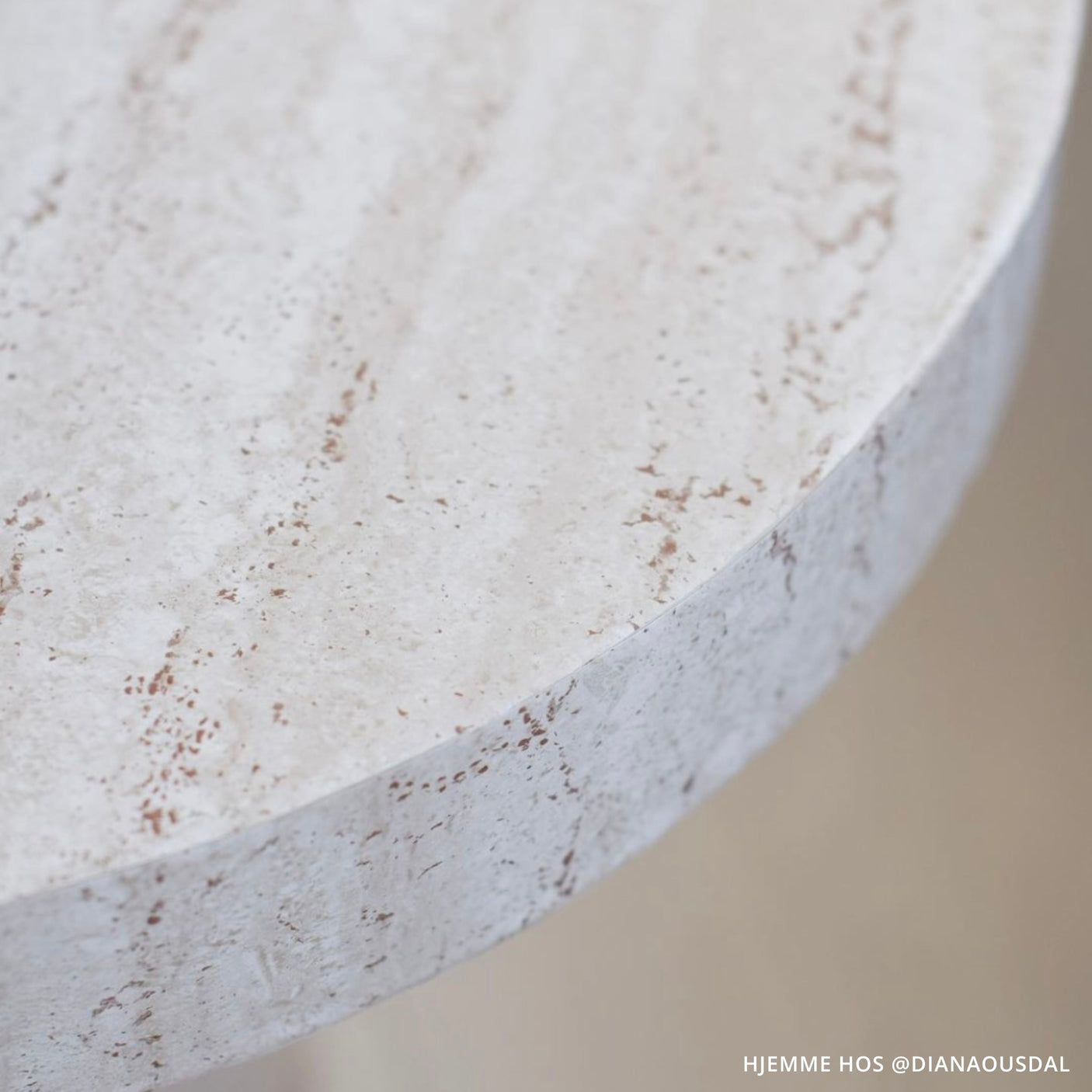 Travertin kontaktplast