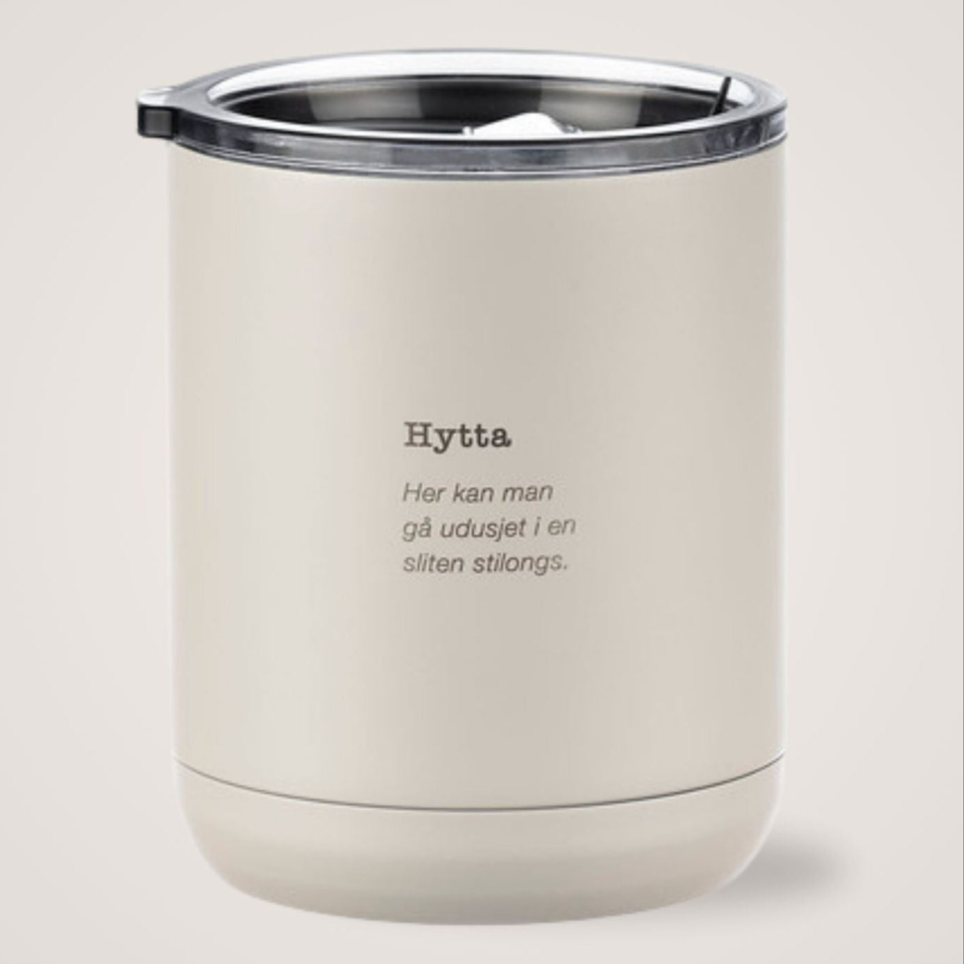 Termokopp med hank hytta passer perfekt for å nyte kaffen sin i solveggen på hytta.