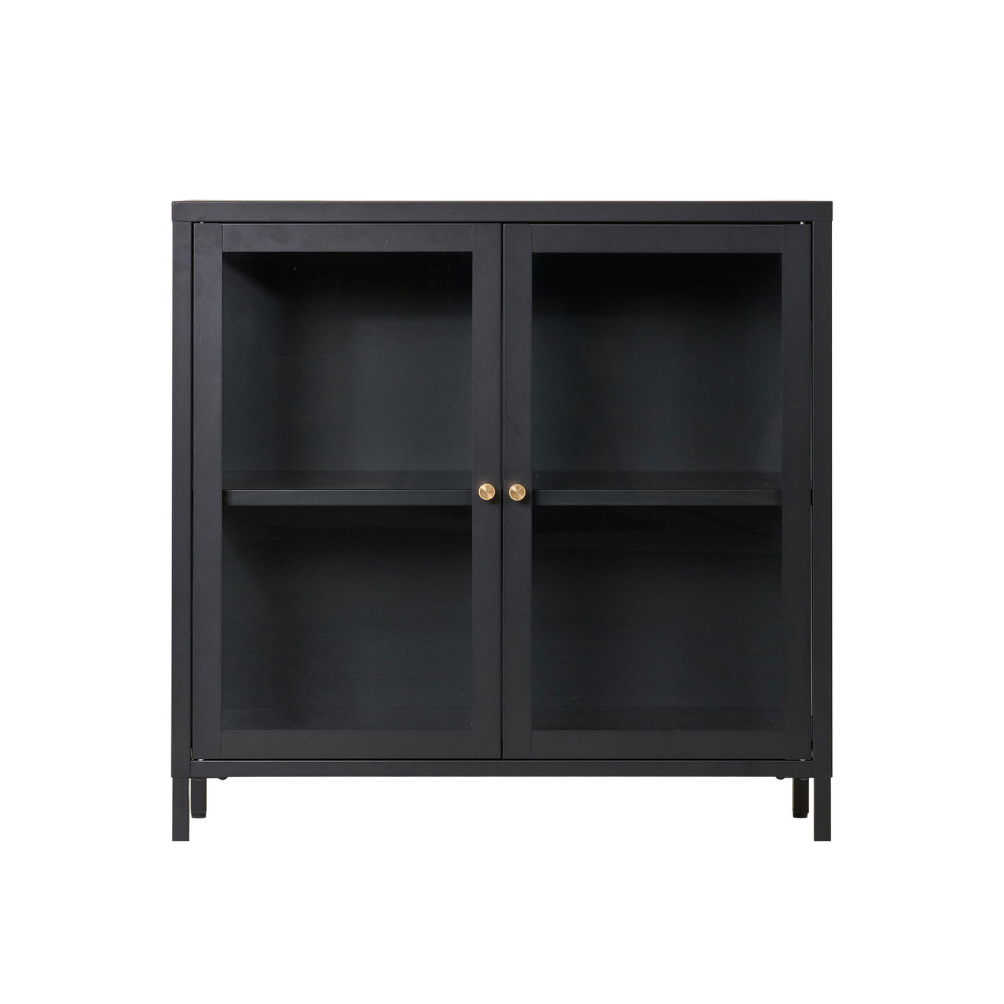 Dalby Cabinet skap i sort metall med to glassdører og hyller – moderne oppbevaringsløsning til stue, kjøkken eller gang.