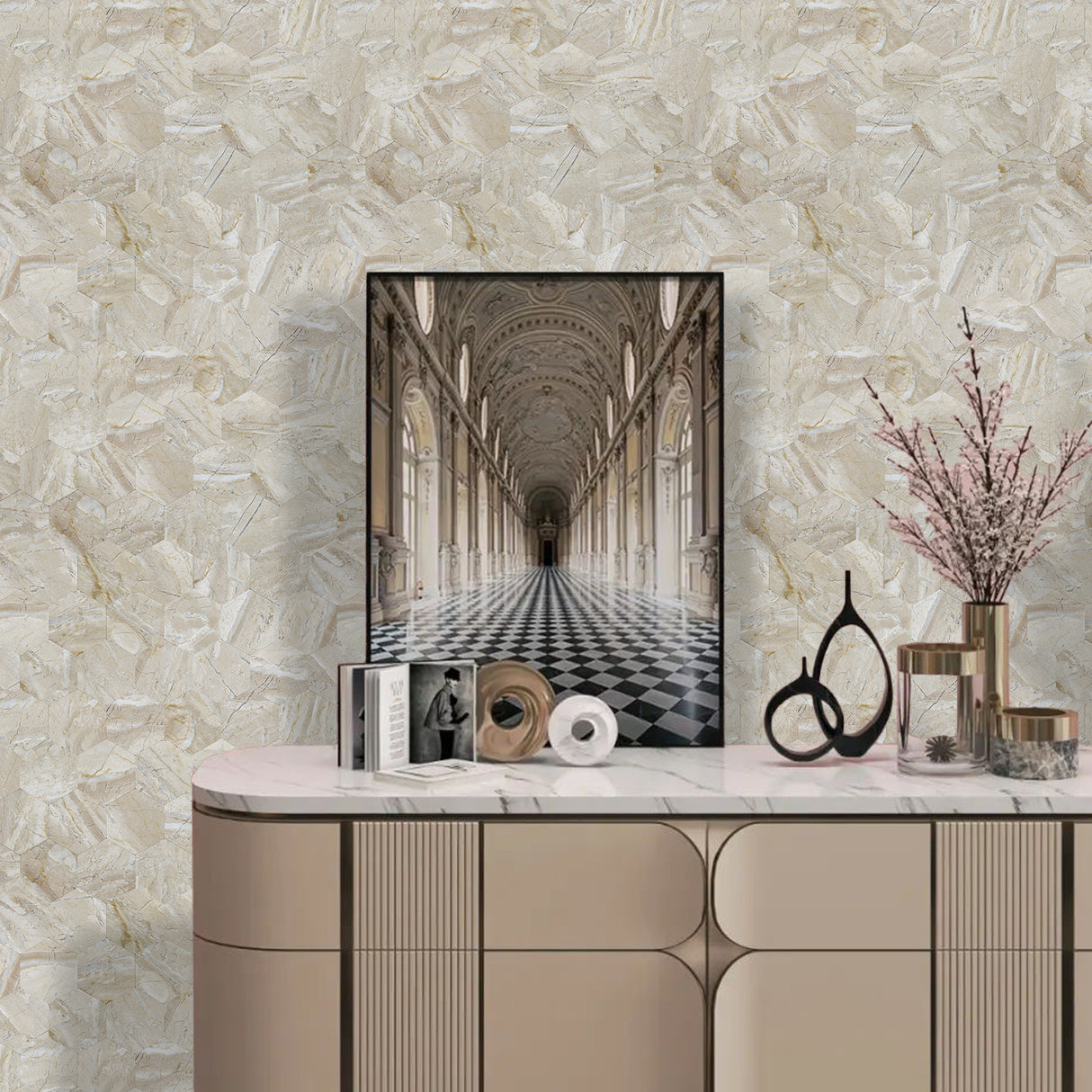 Dekorativ hexagon flisprøve i selvklebende format for vurdering av stil og finish.