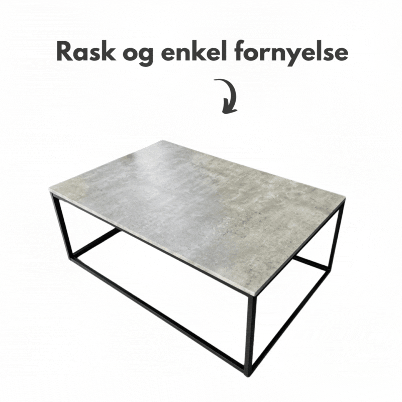 Nærbilde av sort matt kontaktplast med realistisk tremønster.