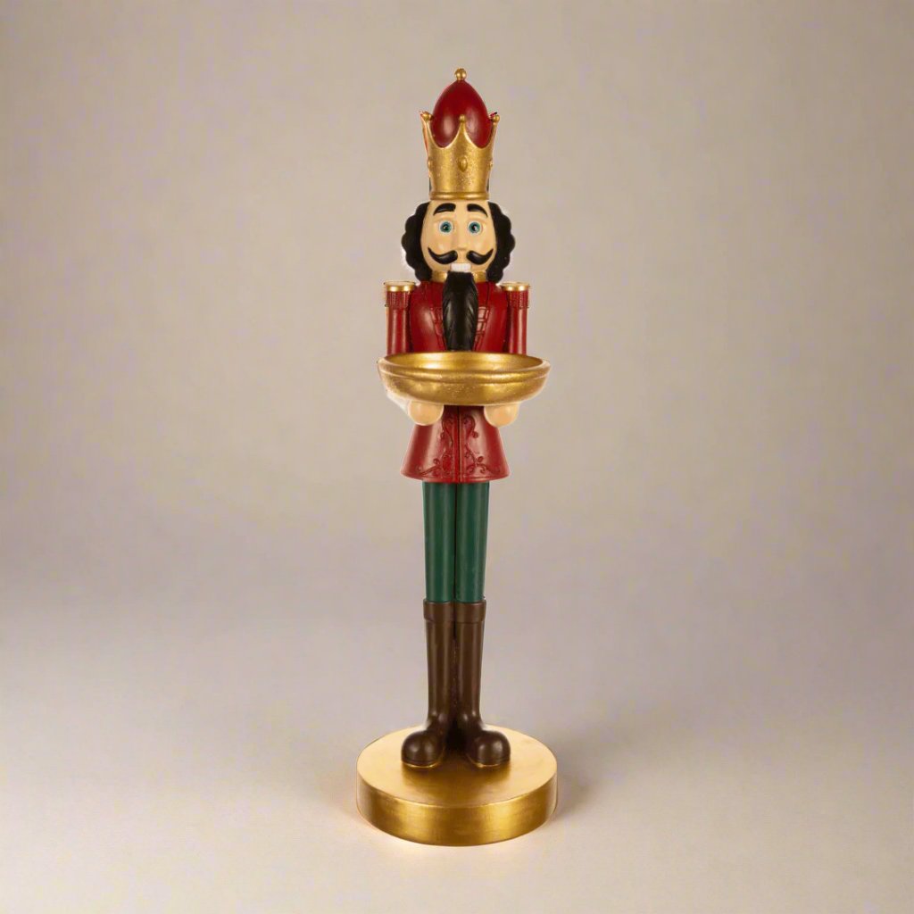 Dekorativ tinnsoldat i rødt og gull, 40 cm høy – klassisk julepynt