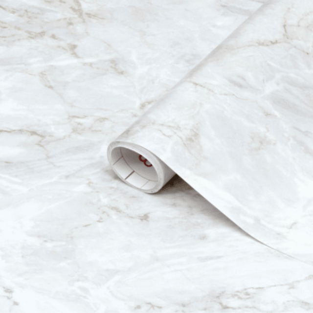 Cortes marmor gold kontaktplast er en av våre populære bestselgere. Den har en myk og klassisk karakter og passer godt til fornyelse av alle rom og flater.  bord, kjøkken og baderom.