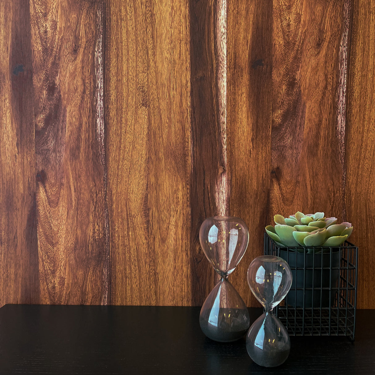 Vareprøve: Premium Aspen eik kontaktplast