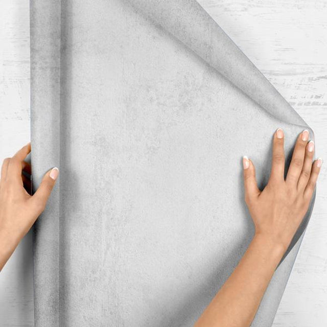 Mikrosement kontaktplast gir en minimalistisk grålig nøytral og industriell karakter. Denne er blitt populær til baderom og kjøkken.