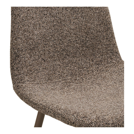 Detaljbilde av House Nordic Stockholm spisestol i lys brun – slitesterkt polyesterstoff med struktur.