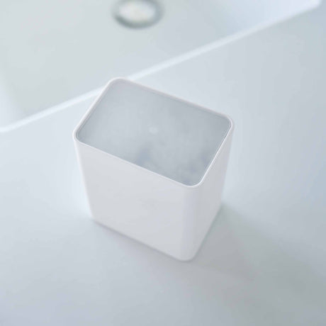 Push-up oppbevaringsboks hvit