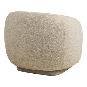 Loungestol Hawkes i sandfarget tekstil – 92x90x75 cm