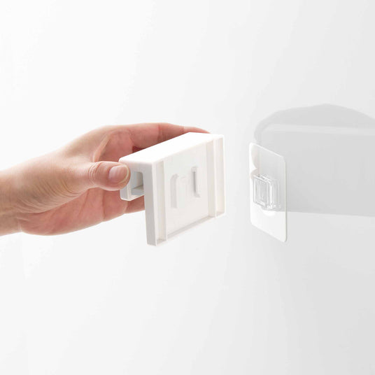 Selvklebende tannbørsteholder hvit 9 x 6 cm - Lindas Dekor
