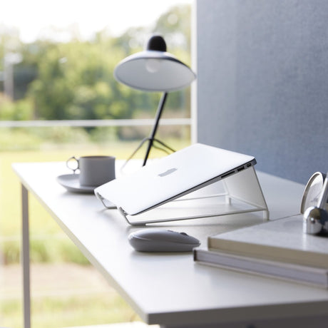Stativ for laptop/nettbrett hvit - Lindas Dekor