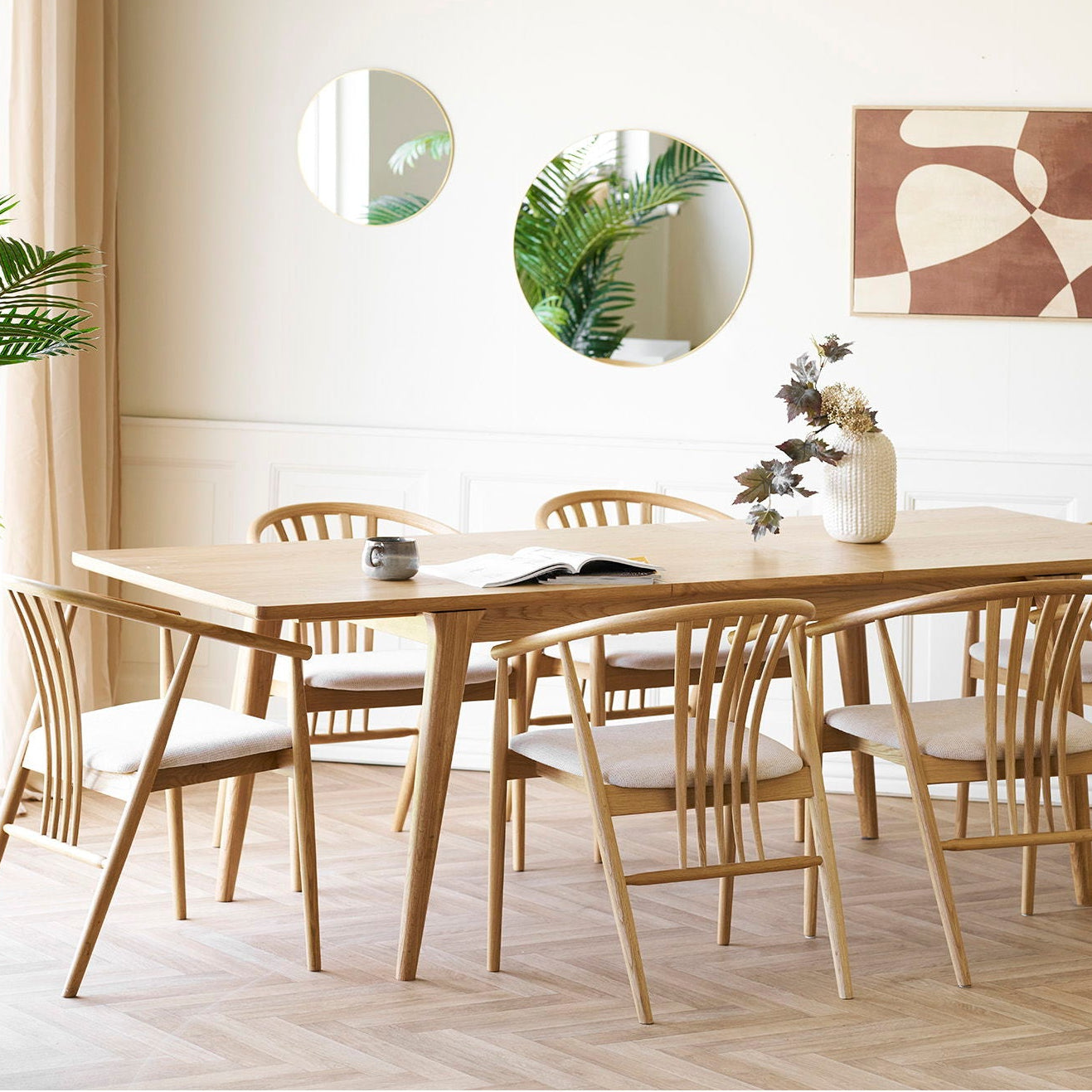 Darwin uttrekkbart spisebord i naturfarget eikefinér 180 cm