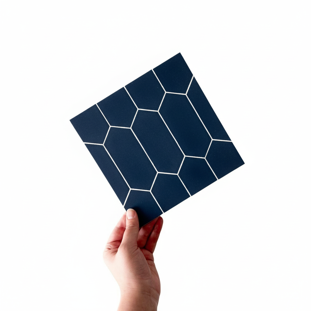 Mathilde Mørkeblå selvklebende fliser