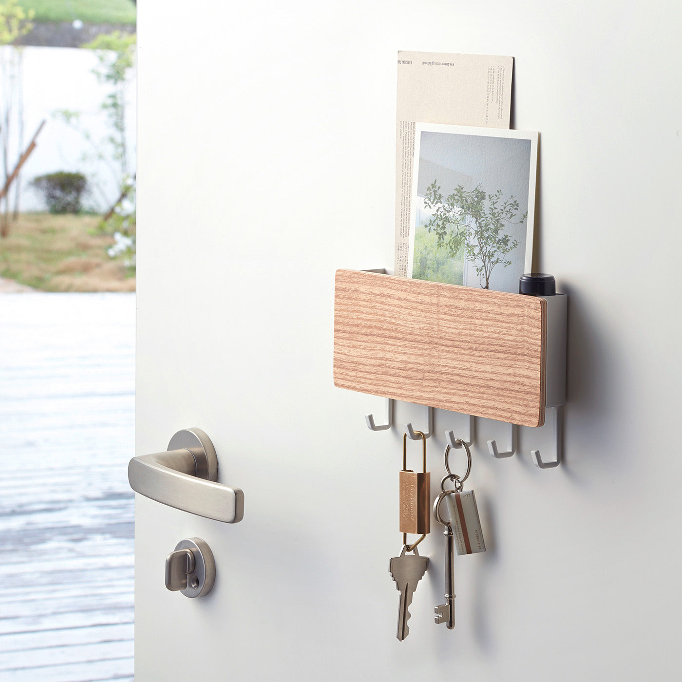 Magnetisk veggmontert nøkkelholder hvit