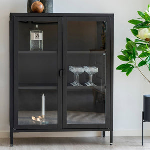 Brisbane vitrineskap 2 glassdører sort stål 80x40x101 cm - bilde 8