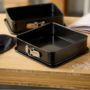 Rektangulær bakeform med løs kant og bunn