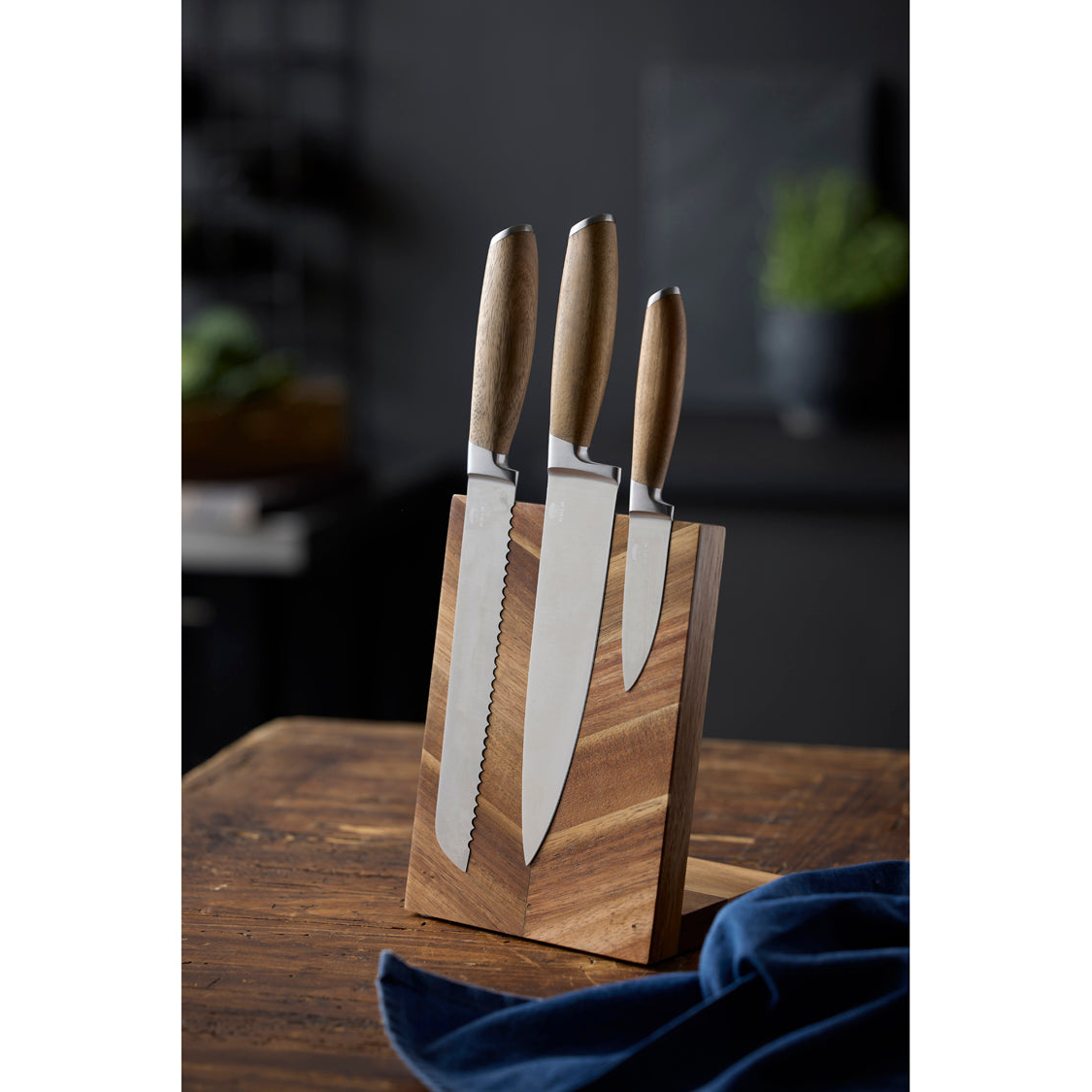 Magnetisk knivblokk Akasietre - Lindas Dekor