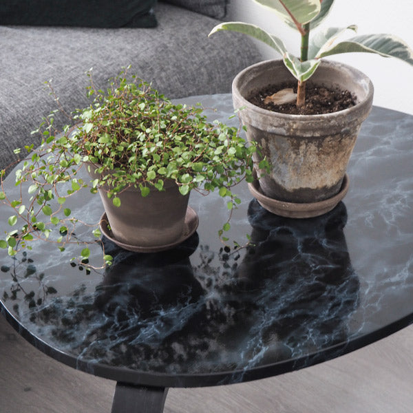 Vareprøve: Marmor sort/blå kontaktplast