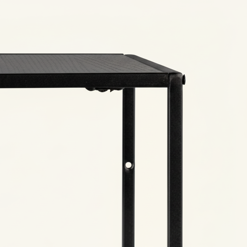 Vita vegghylle svart sort ramme 36 x 36 cm - Lindas Dekor