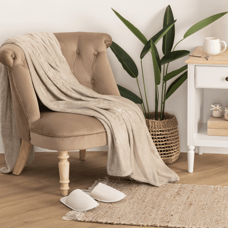 Flanellpledd beige 130 x 180 cm - Lindas Dekor Pledd