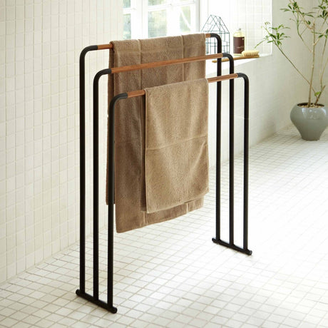 Håndklehenger sort 70 x 83 cm - Lindas Dekor