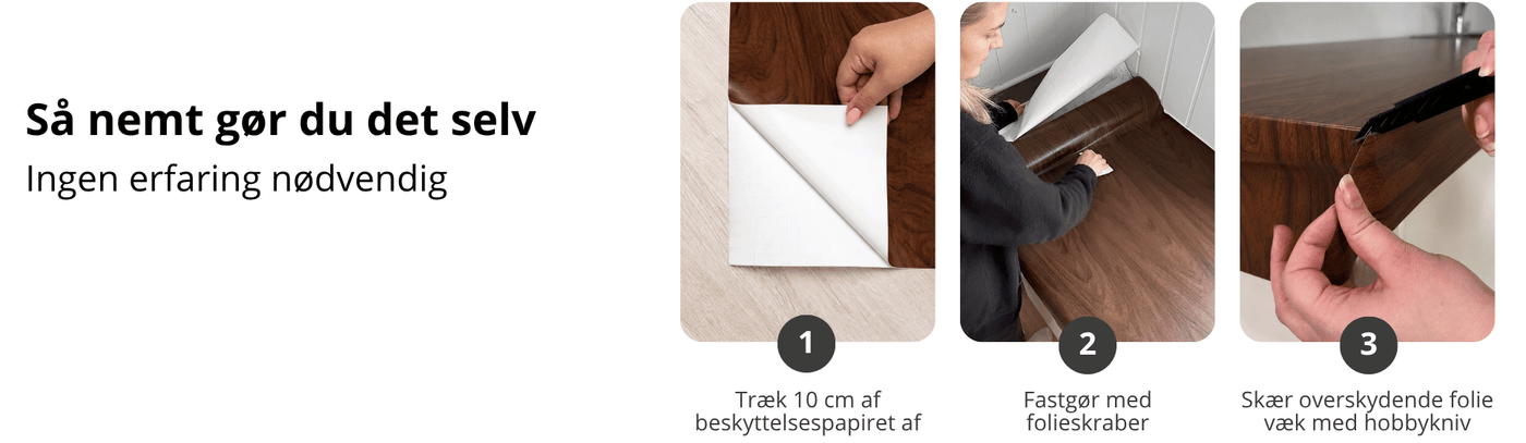 Trin-for-trin guide til montering af kontaktplast i trædesign på en bordplade – fjern beskyttelsespapiret, fastgør folien og skær overskydende materiale væk.