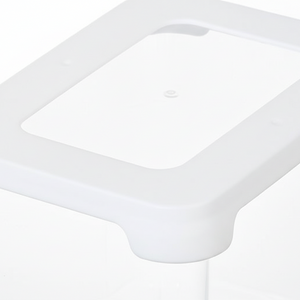 Transparent oppbevaringsboks til nøtter og frø