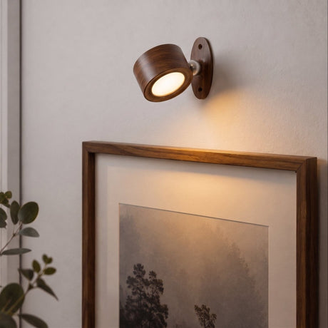 Opladbar LED-væglampe i træ med touch-dæmpning 9,2 cm - Lindas Dekor Væglampe