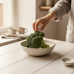 Mr. Plant Brokkoli - naturtro kunstgrønnsak med grønn blomsterstruktur og realistiske detaljer for interiørdekorasjon