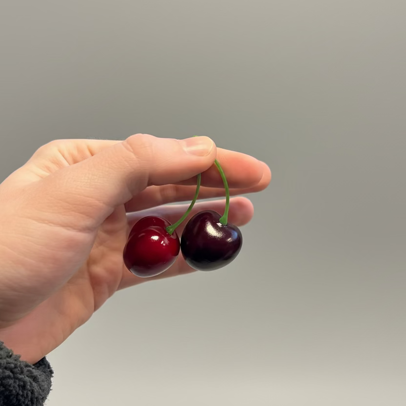 Mr. Plant Kirsebær i fruktfat - dekorativ kunstfrukt for kjøkken og bordpynt"