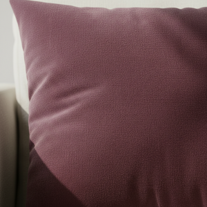 Kvadratisk putetrekk lilla 45x45 cm med strukturert tekstil - minimalistisk design