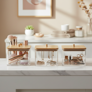 Stilren oppbevaringsboks med bambuslokk - perfekt til sminkebord eller skuff

