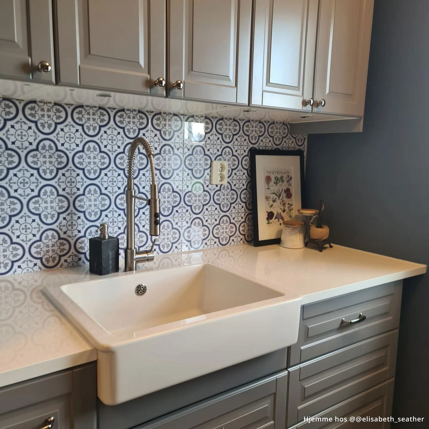 Amanda selvklebende veggfliser