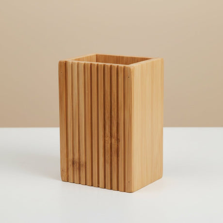 Tannbørsteholder i FSC-sertifisert bambus med 4 rom 9x6,5x12,5cm