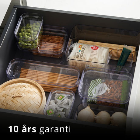 organisering av kjøkkenskuff med SmartStore Compact Clear bokser