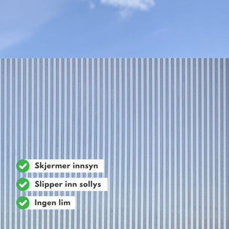 Riflet glassfolie på vindu – moderne uttrykk med fullt lysinnslipp