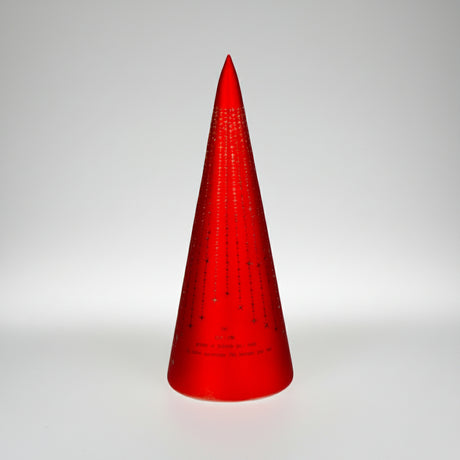 Rød kjegleformet LED-lykt med teksten Det lyser i stille grender