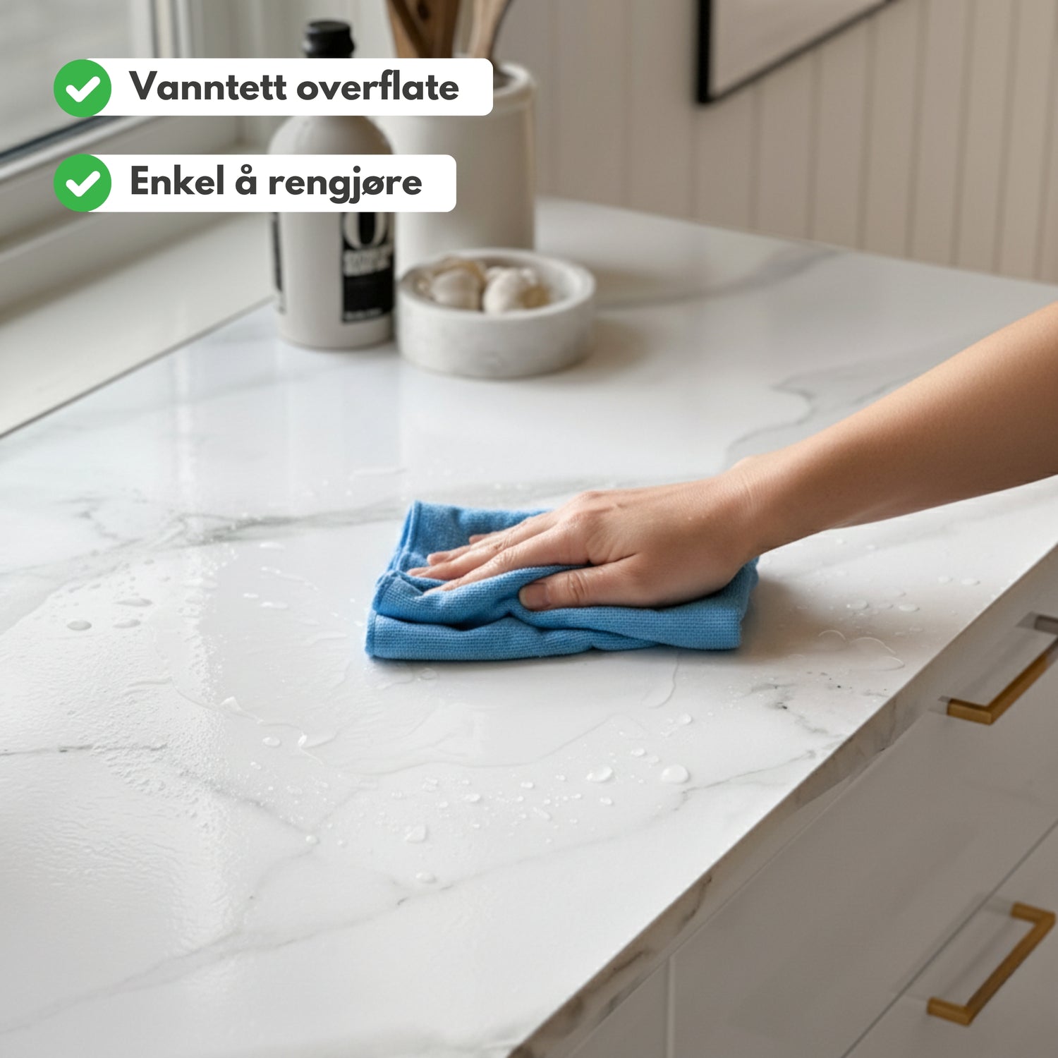 Marmor klassisk hvit kontaktplast er enkel å rengjøre og har en vanntett overflate