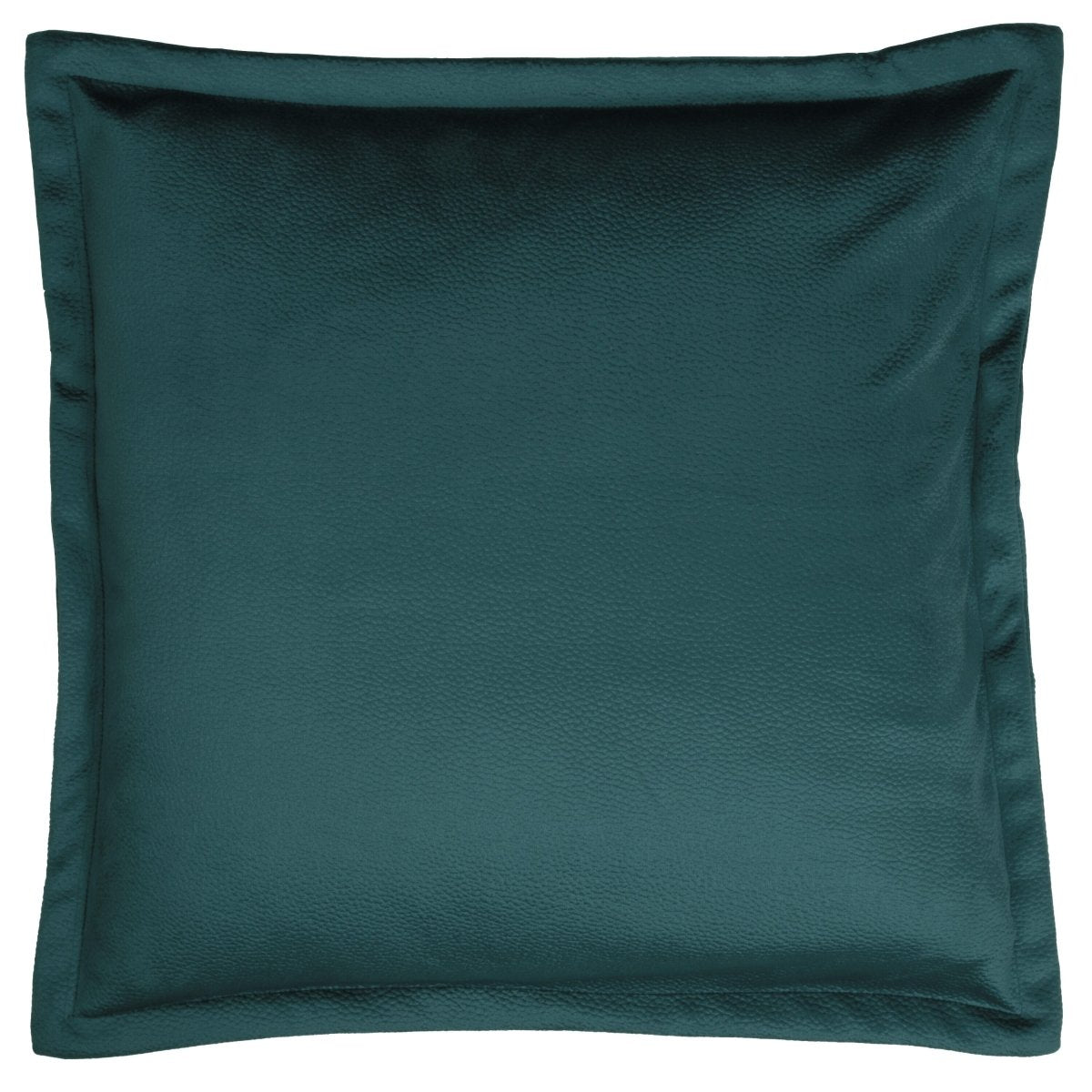 Petrolfarget putetrekk 50 x 50 cm i lys sofa med strikket pledd og lun innredning