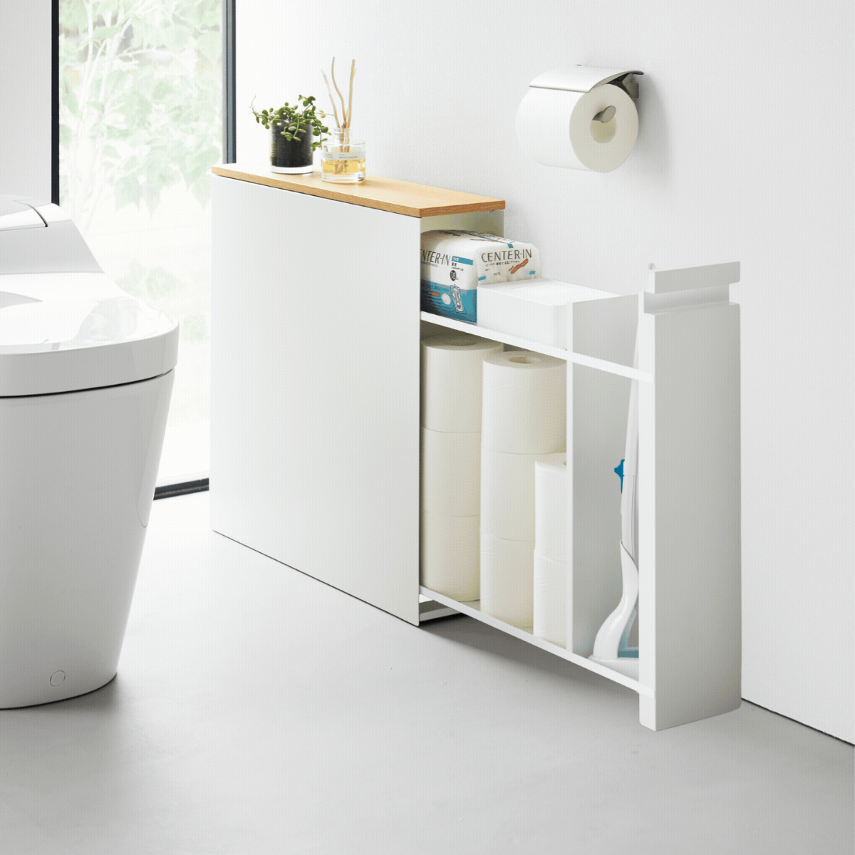 Oppbevaringshylle til badet med muligheter for å trekke ut og inn