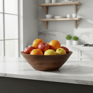 Mangotre bolle med naturlige årer og dyp brun farge